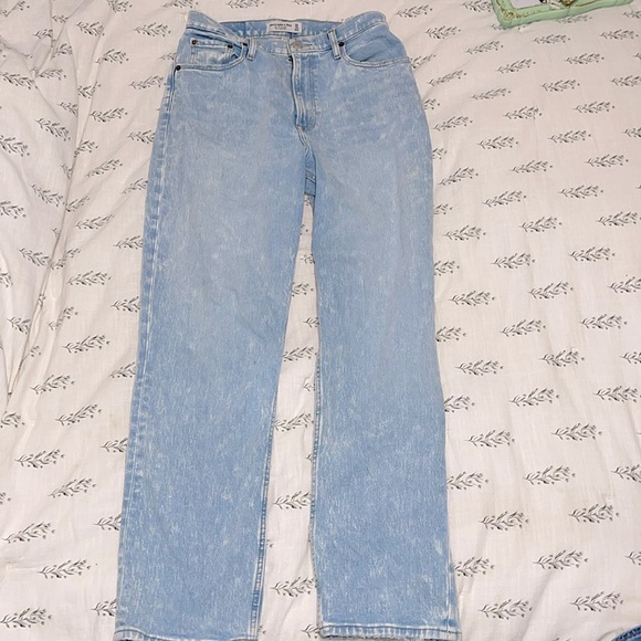 Abercrombie & Fitch • Curve Love 90s Straight Ultra High Rise Jeans Light Marble - Picture 7 of 13